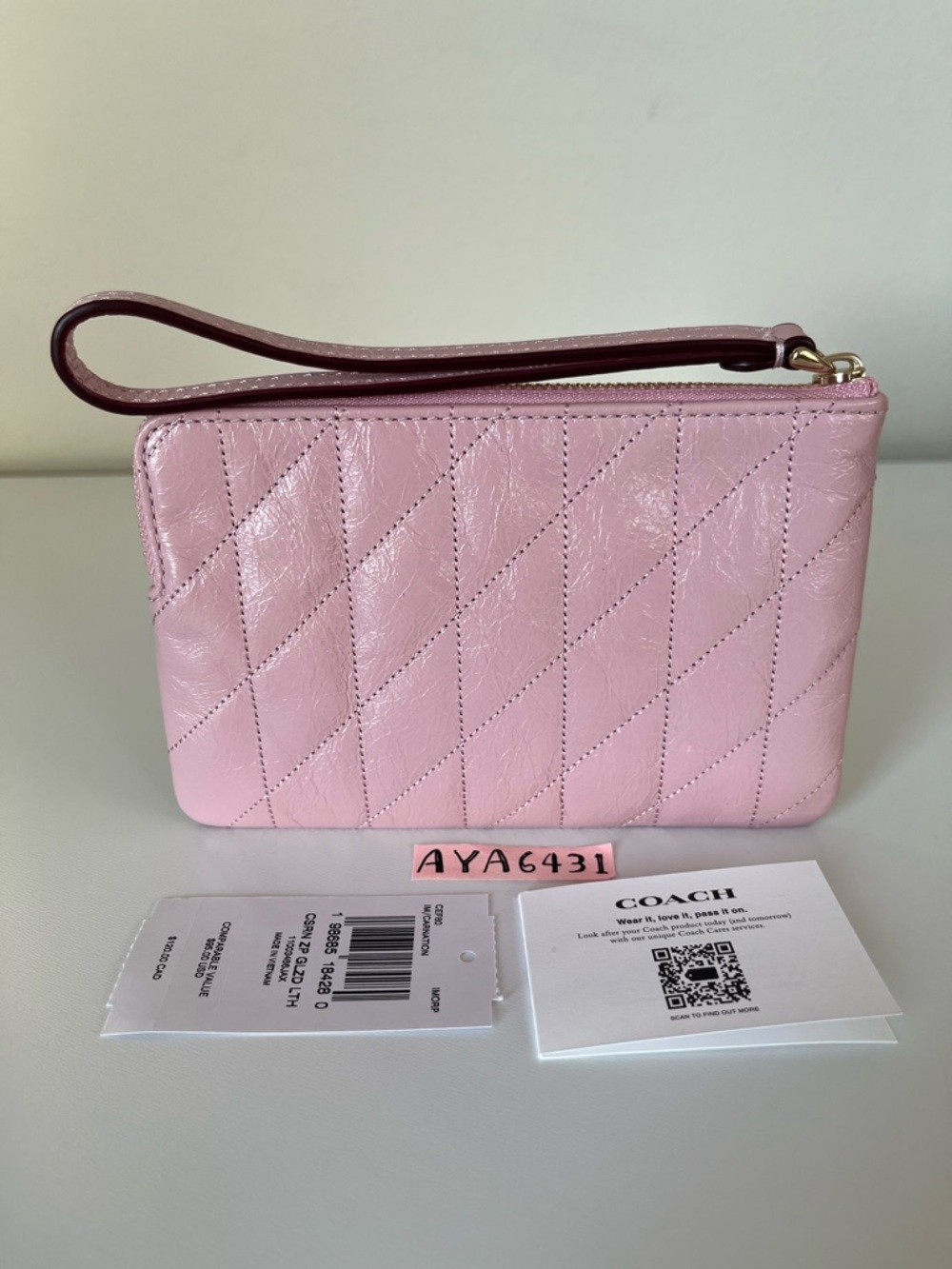 Coach Wristlet🎈🎈 - Picture 3 of 6